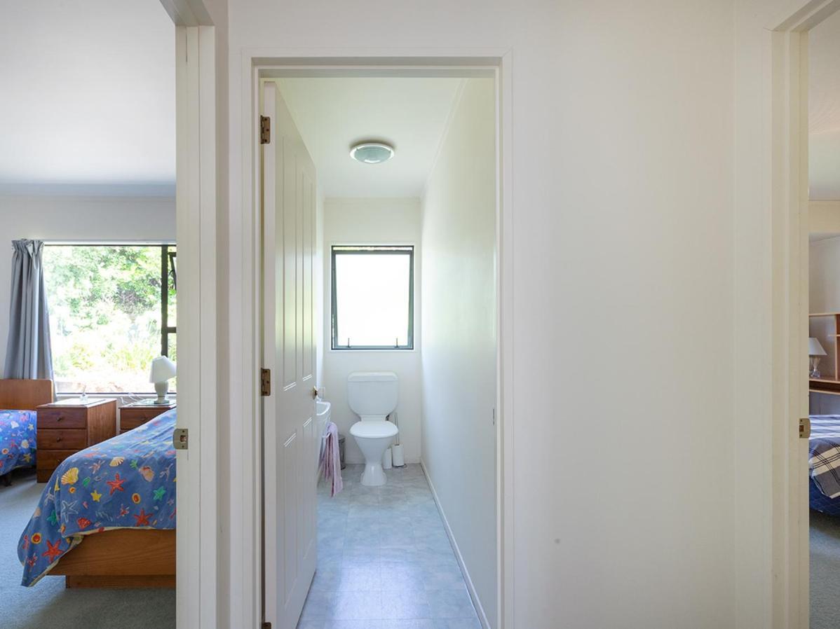 Kawau Vista - Snells Beach Holiday Home Екстер'єр фото