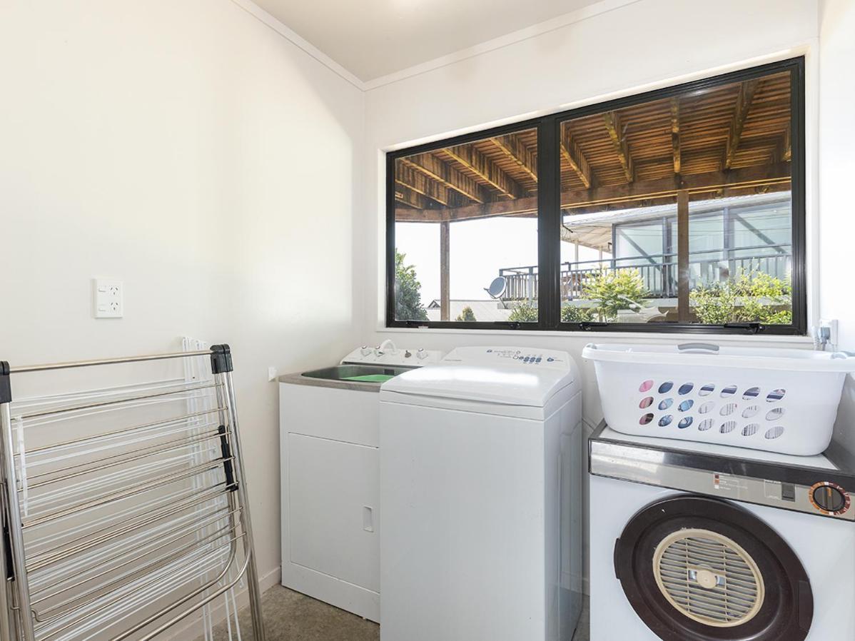 Kawau Vista - Snells Beach Holiday Home Екстер'єр фото